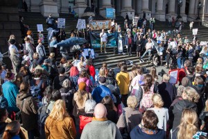 Rally demands plastic bags ban in Victoria