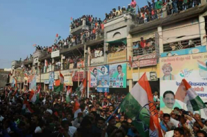 Gujarat Poll Special-2 : Cong in Guj’s urban areas in margins, as Rahul ‘pulls’ huge crowd in rural, semi-urban areas