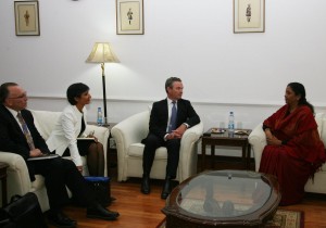 Christopher Pyne on India mission to promote export of defence equipment, meets Defence Minister