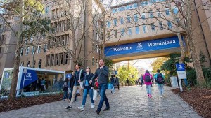 Victoria plan to start welcoming international students by 2021 end