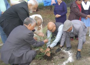 Dr. Sushil Kumar plants trees  with Sr. Nirankari Preachers